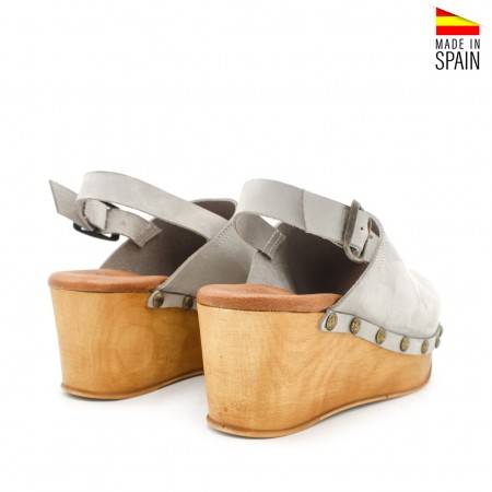 zueco de madera GRIS