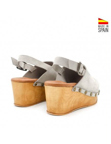 zueco de madera GRIS