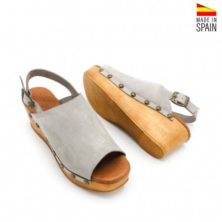 zuecos de madera GRISES