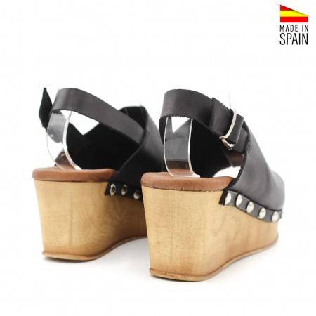 SANDALIAS CON CUÑA NEGRAS