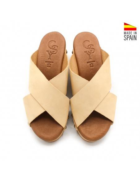 sandalias de piel beige