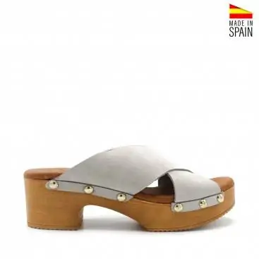 SANDALIAS DE MADERA GRIS