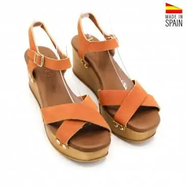 SANDALIAS DE CUÑA DE MADERA