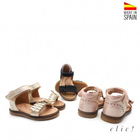 sandalias metalizadas niña