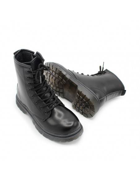 bota militar negra