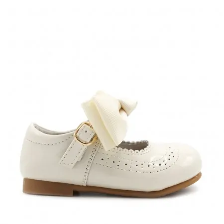 zapatos charol blanco roto