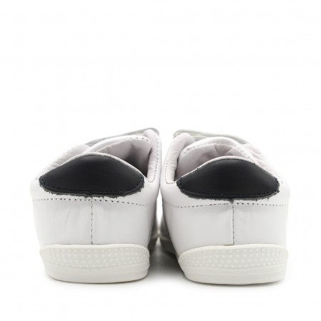 zapatilla respetuosa niños