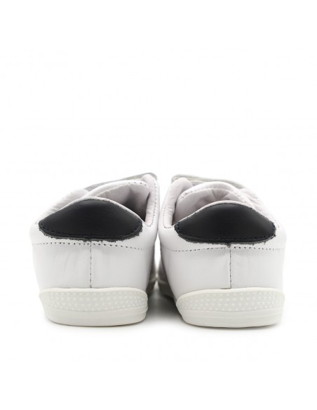 zapatilla respetuosa niños