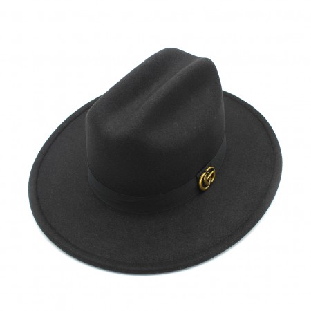 Sombrero negro de mujer elegante de fieltro para el invierno