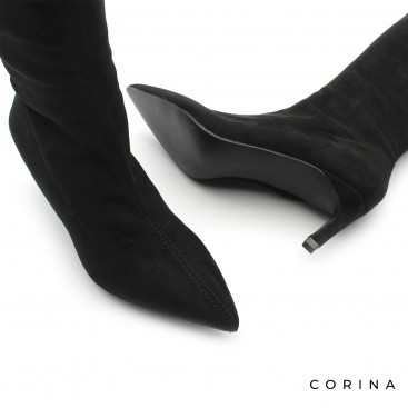 bota mosquetera tacón negra