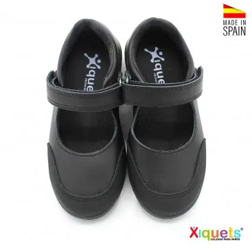 colegiales niña respetuosos