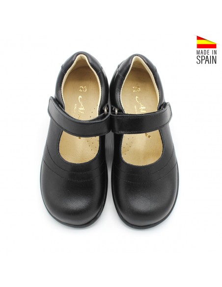 zapatos negros de colegio