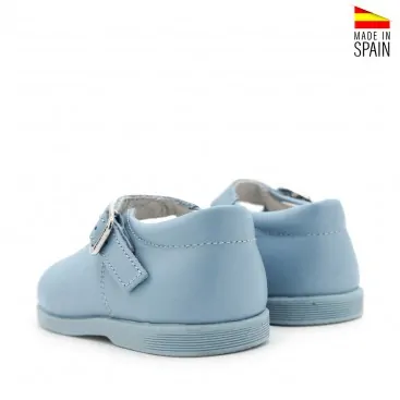 mercedita niña azul