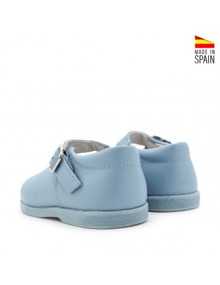 mercedita niña azul