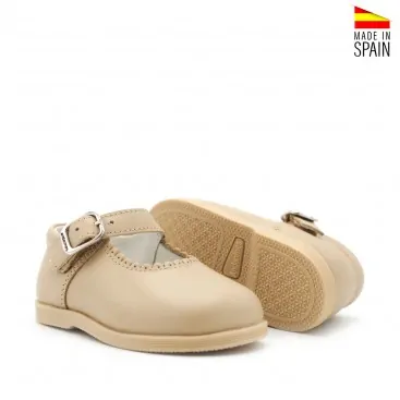zapato niña beige