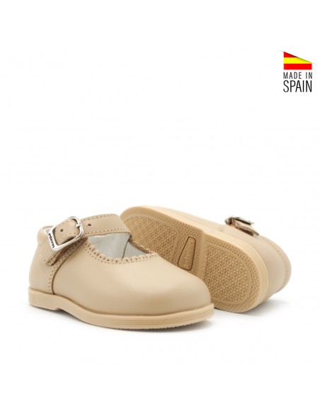 zapato niña beige