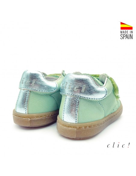 zapatillas velcros bebé verdes
