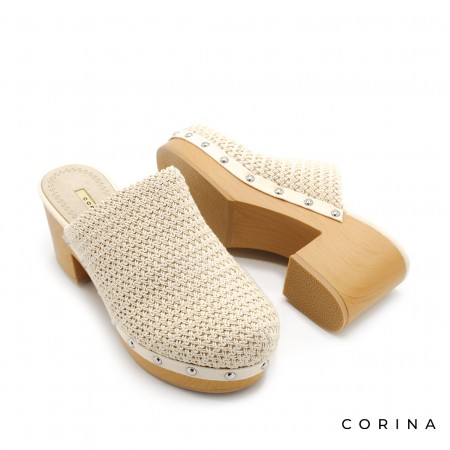 zuecos crochet beige