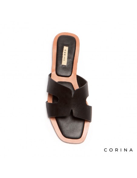 sandalia plana negra