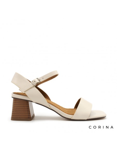 sandalia beige tacón ancho