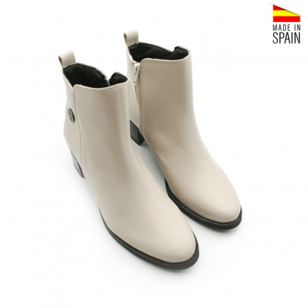 botines beige tacon ancho