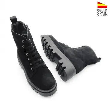 botines con plataforma y cordones