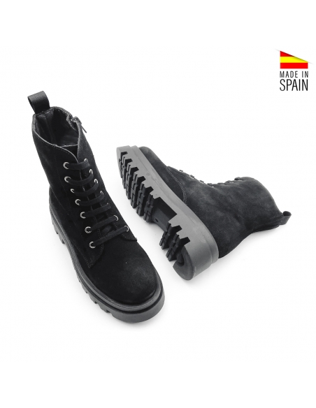 botines con plataforma y cordones