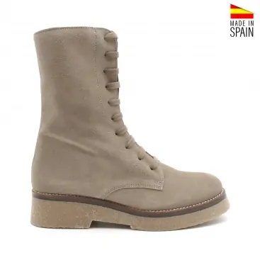 Botín de cordones beige de serraje
