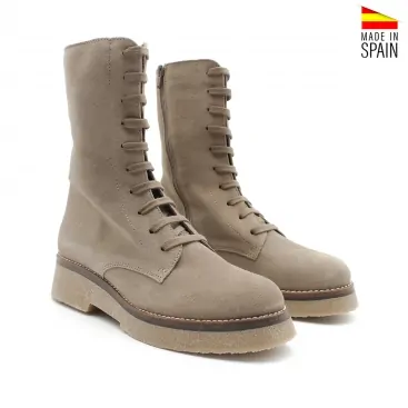 Botín suela tocino beige de serraje