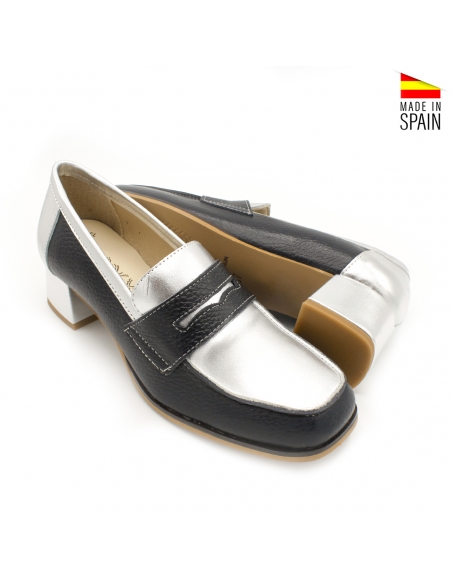 mocasines plateados mujer