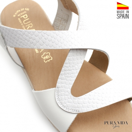 sandalias de piel blancas con cuña