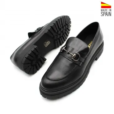 mocasín negro plataforma