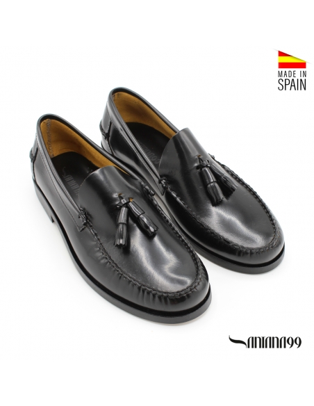 castellanos con borlas negro