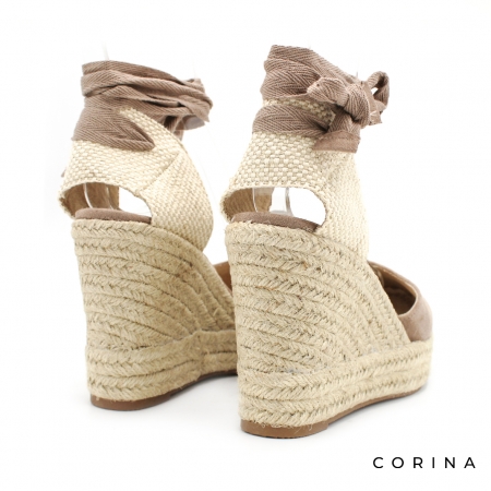 Alpargata valenciana taupe con cuña alta