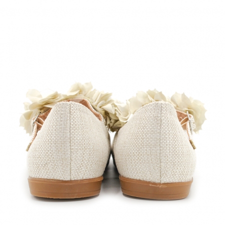 mercedita niña ceremonia