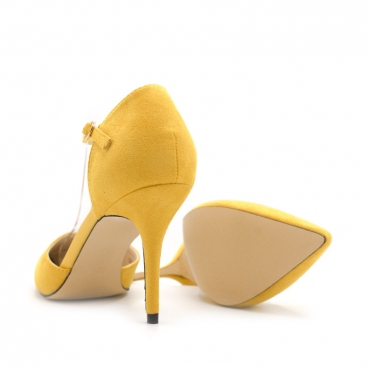 zapatos amarillos de tacon fino