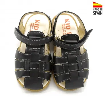 Sandalia piel negra tipo cangrejera