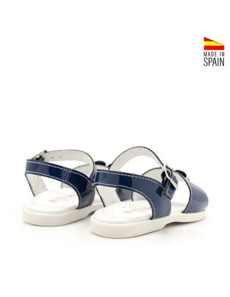 sandalia niña charol azul