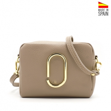 Bolso color taupe