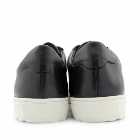 zapatillas negras hombre piel