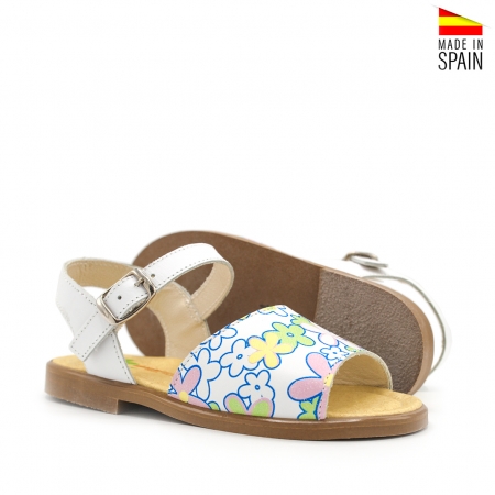 sandalias niña con dibujos