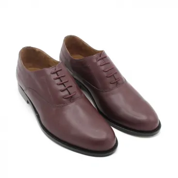 zapatos color burdeos hombre
