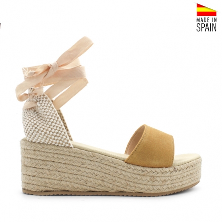 Sandalia cuña MOSTAZA