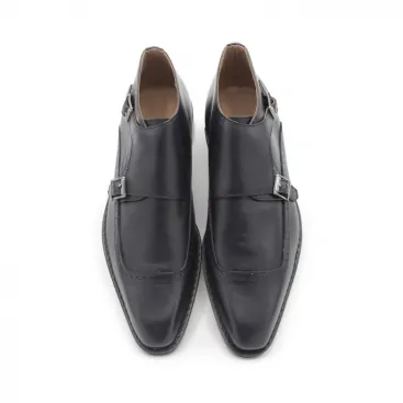 monk strap