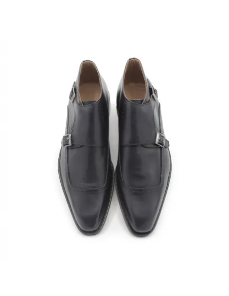 monk strap