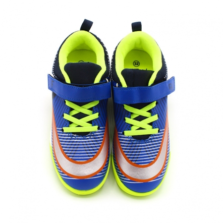 Calzado Deportivo Niño y Cadete Fútbol Sala 2025