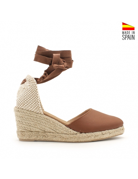 alpargatas de cuero marron