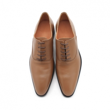 Zapato oxford de piel camel