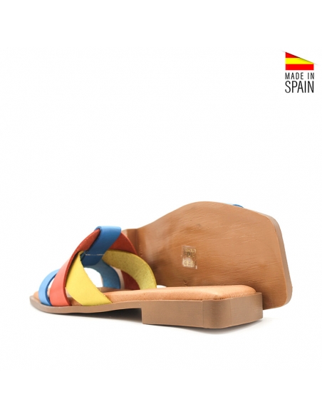 sandalias planas en colores