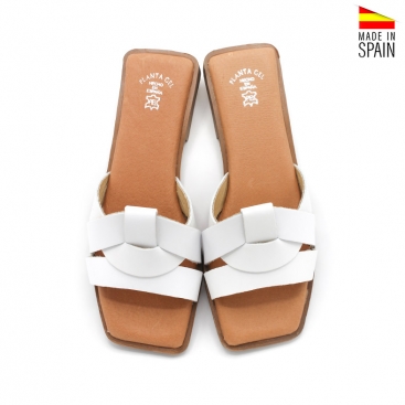 sandalias blancas planas